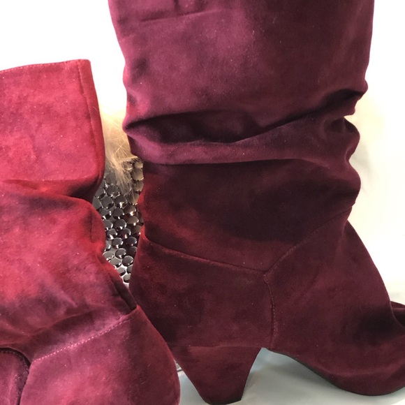 Elegant Burgundy Suede Women's Boots - Picture 11 of 11
